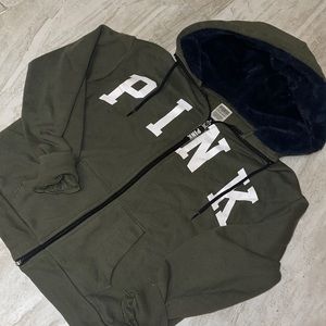 VS PINK HOODIE W/ FUR HOOD | (XS)